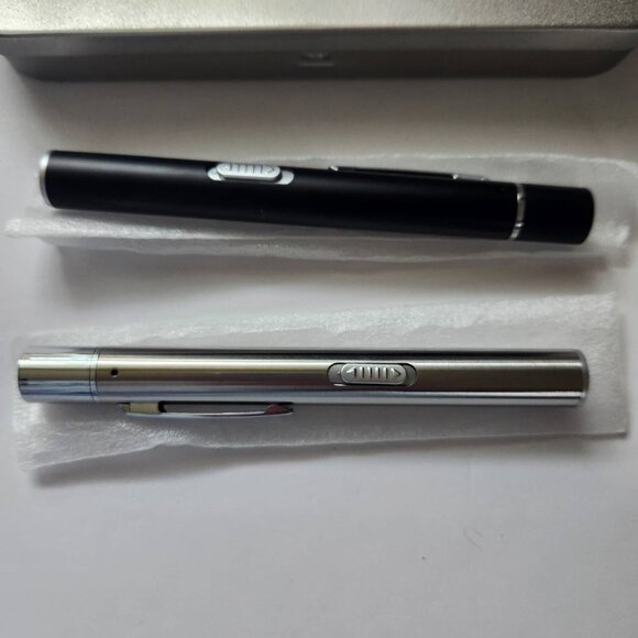 Set of 2 Pen Lights Pen Flashlights, Magnetic Pen Lights with Cool and Warm - Picture 2 of 10
